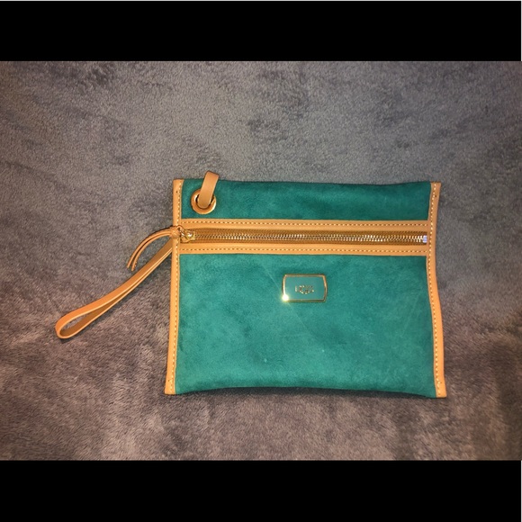 UGG Australia Jane Shearling Wristlet - Picture 2 of 6